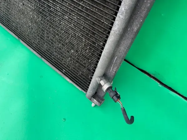 Radiador de agua Renault 8200134606 image 5