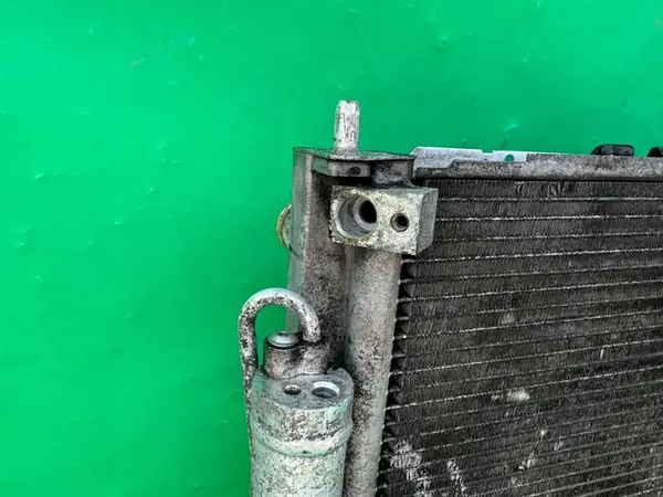 Radiador de agua Renault 8200134606 image 7