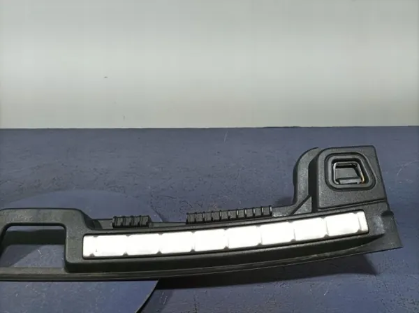 Volvo XC60 II Achter-drempelafdekking OEM 39841600 image 3