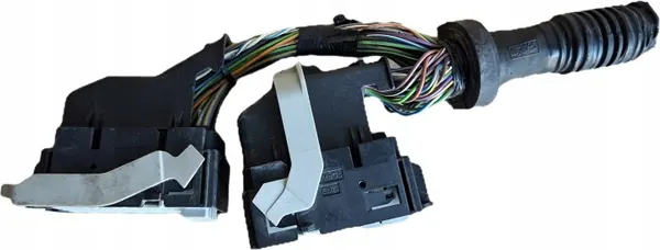 CU5T-14A464-GD Connecteur Ordinateur Moteur Ford C-Max MK2 image 2