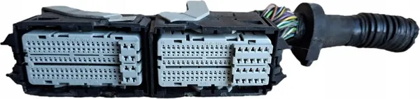 CU5T-14A464-GD Connecteur Ordinateur Moteur Ford C-Max MK2 image 3
