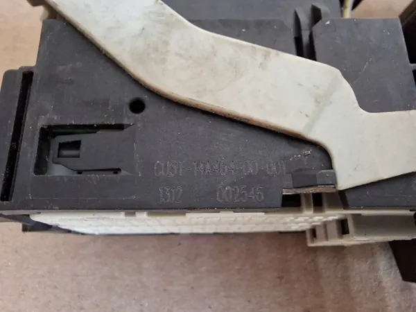 CU5T-14A464-GD Connecteur Ordinateur Moteur Ford C-Max MK2 image 5