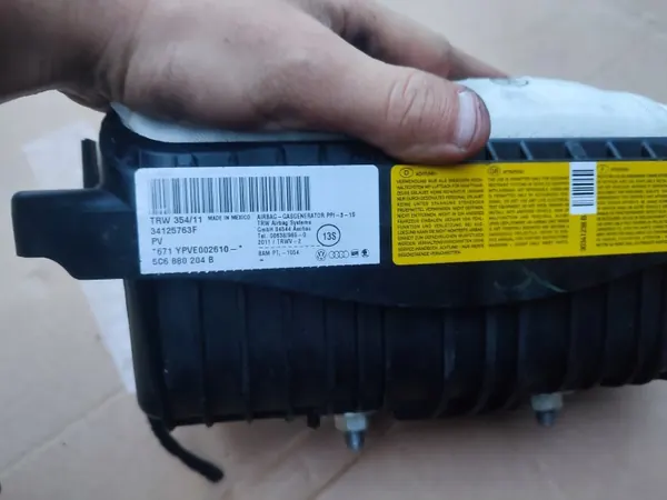 Airbag passager OEM 5C6880204B pour VW Jetta 6 VI image 9