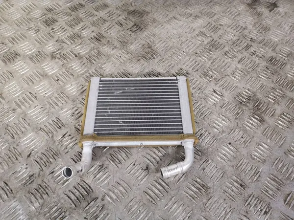 Calefactor Hyundai Santa Fe OEM FBZ15481 - Usado image 2