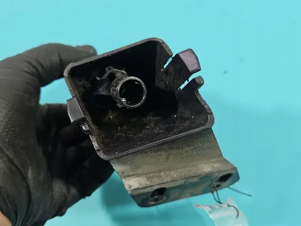 Linker koplampenwasser Toyota Avensis III T27 85208-05030 image 4