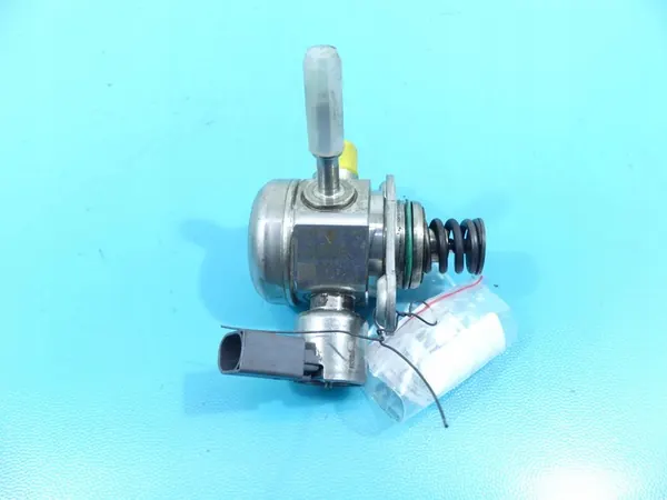 Brandstofpomp Porsche Panamera I 970 3.0 V6 94611031561 image 3