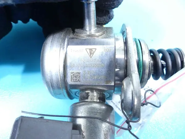 Brandstofpomp Porsche Panamera I 970 3.0 V6 94611031561 image 4