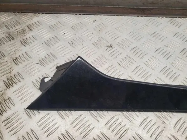 Audi Q8 2021 Kofferraumabdeckung OEM 4M8854871C Links image 5