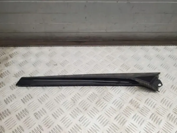 Audi Q8 2021 Kofferraumabdeckung OEM 4M8854871C Links image 6