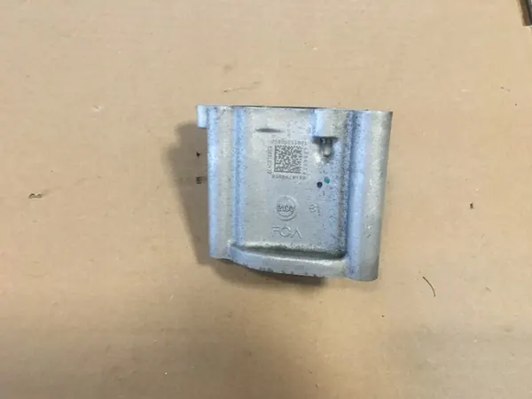 Salida de cabeza de cilindro Jeep Wrangler JL 2018- 2.0 T 05048284AB image 5