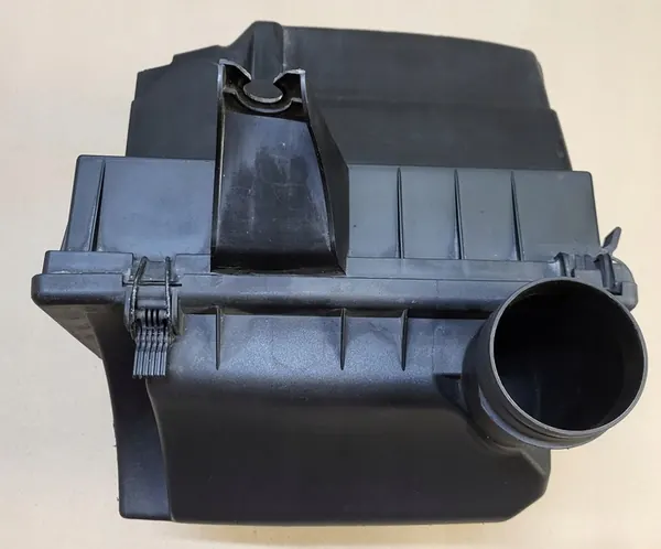 Ilmansuodatin kotelo VW Transporter T4 2.5 TDI OE image 10