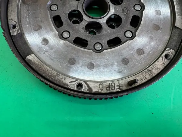 Kaksoismassavolaan 55354215 LUK Suzuki SX4 1.9 DDiS image 2