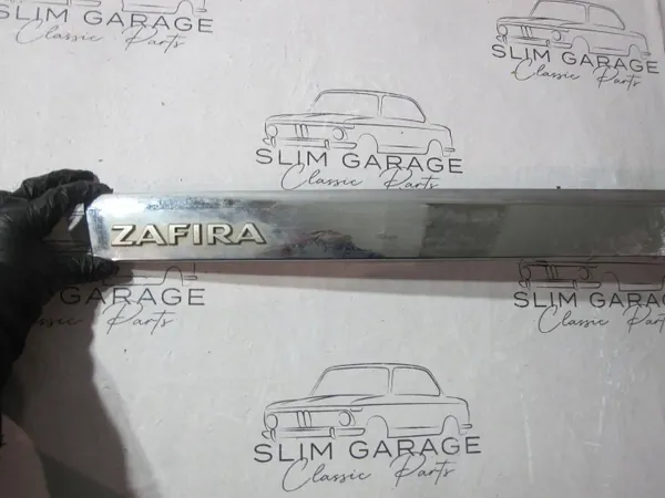Opel Zafira B Bagagelucklist OEM 13137862 image 4