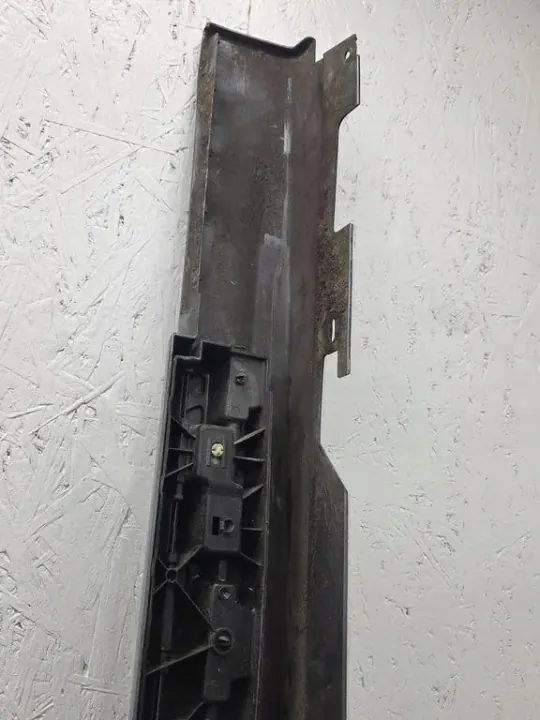 BMW M5 G30/F90 OEM 8064743 Hiilikuitukynnyslista image 5