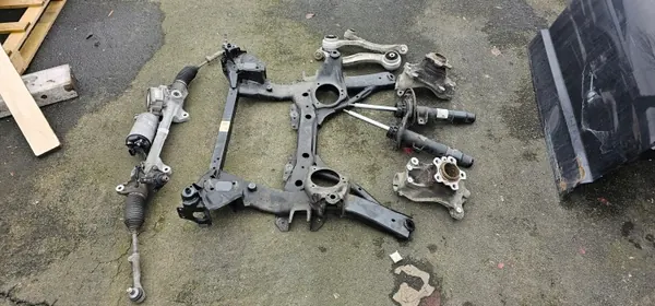 BMW Vorderer Träger OEM 6877320 - Gebraucht image 2