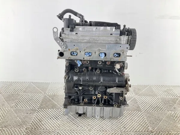 Volkswagen Golf VII CRB image 9