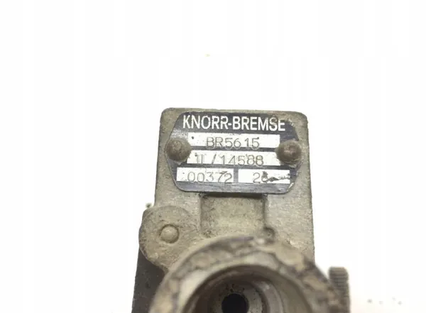 MAN Bremsventil mit Lastsensor OEM 81521616371 image 4