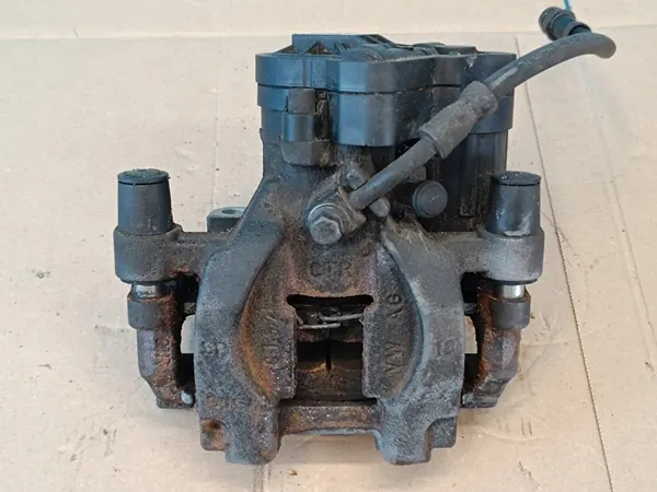 Linker Hinterer Bremssattel VW 3Q0615405AG image 2