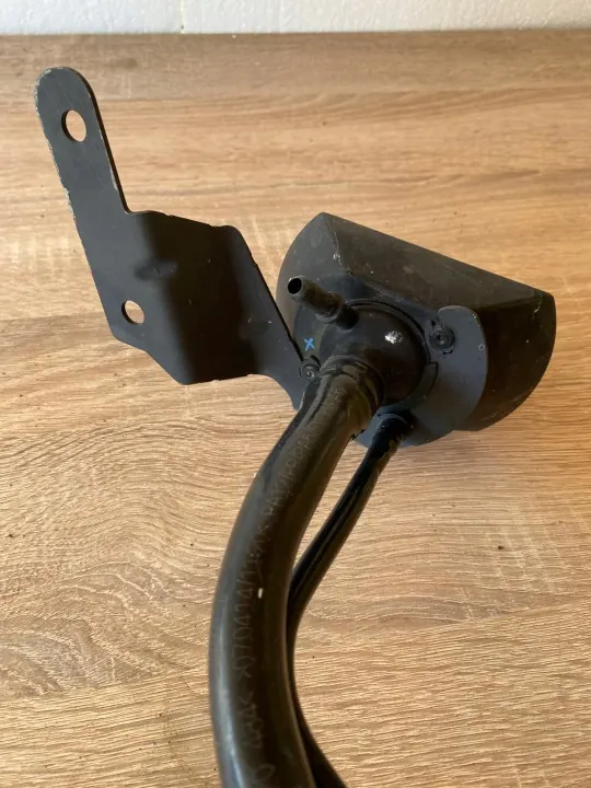 BMW AdBlue SCR Täyttöletku OEM 7320484 7295657 image 3