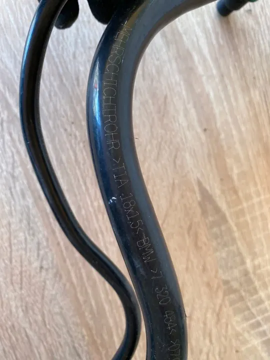 BMW AdBlue SCR Täyttöletku OEM 7320484 7295657 image 6
