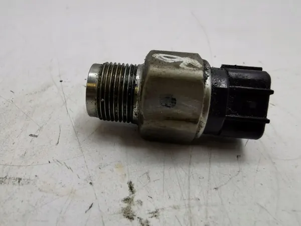 Sensor Pressão Combustível Toyota OEM AMD104124 - Usado image 5