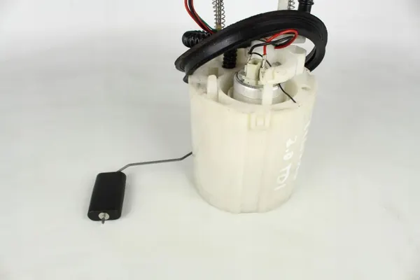 Polttoainepumppu OEM 5N0919050C VW Tiguan 2.0 TDI:lle image 9