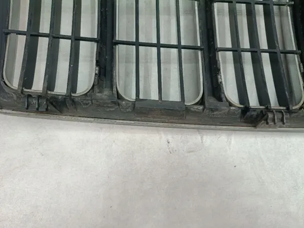 Grille Jeep OE WK 05-08 OEM grill wk - Chromé image 9