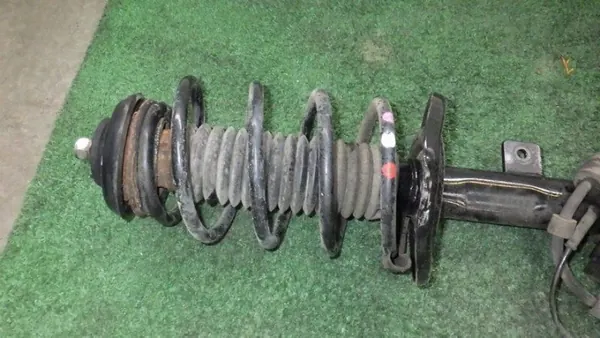 Etuvasen jousitusjousi OEM 452805L image 4