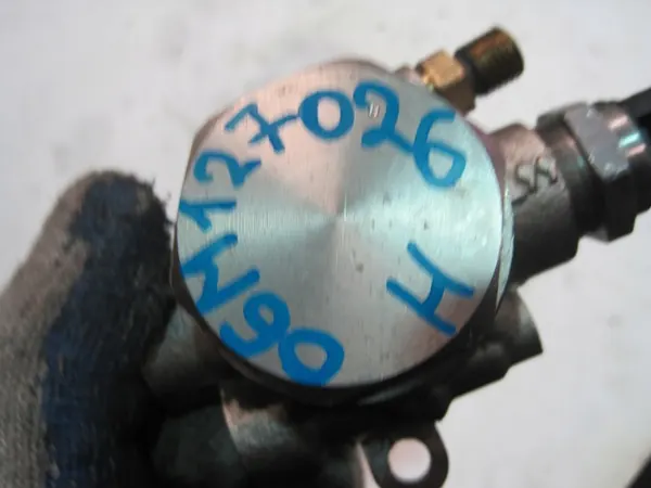 Polttoainepumppu Audi VW 06M127026H image 2