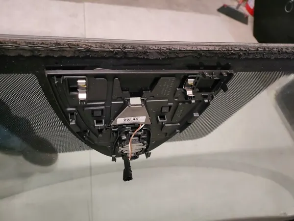 Para-brisa Skoda Scala OEM usado image 4