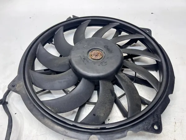 Begagnad Audi OE fläkt 8E0959455G för A4 B7 image 3