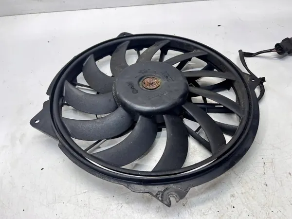 Begagnad Audi OE fläkt 8E0959455G för A4 B7 image 4