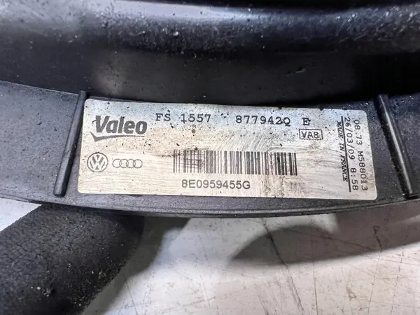 Begagnad Audi OE fläkt 8E0959455G för A4 B7 image 5