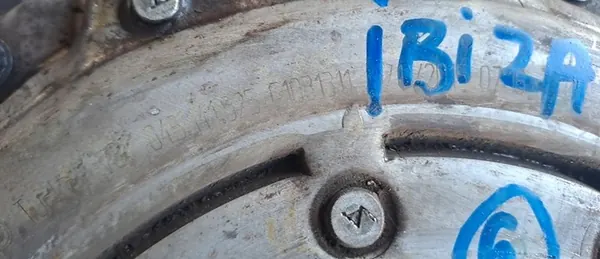 Embreagem completa SEAT IBIZA IV 6J 1.4 TDI 04B141025 image 2