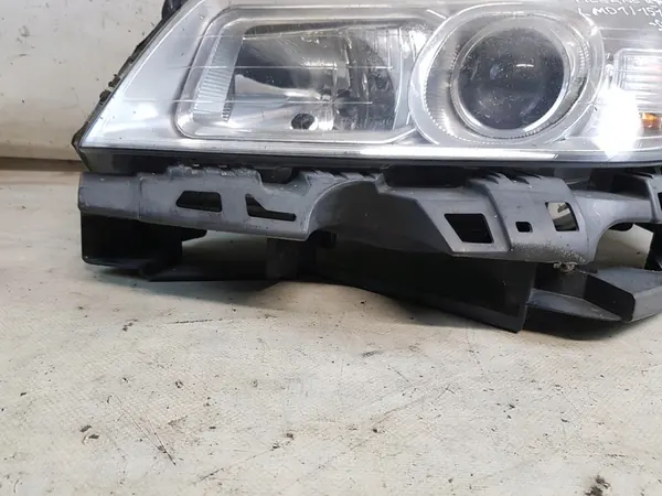 Refletor farol direito Renault Megane II image 2