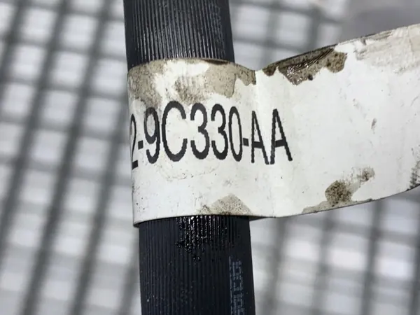 Brandstofleiding OEM M8D2-9C330-AA - Gebruikte staat image 4