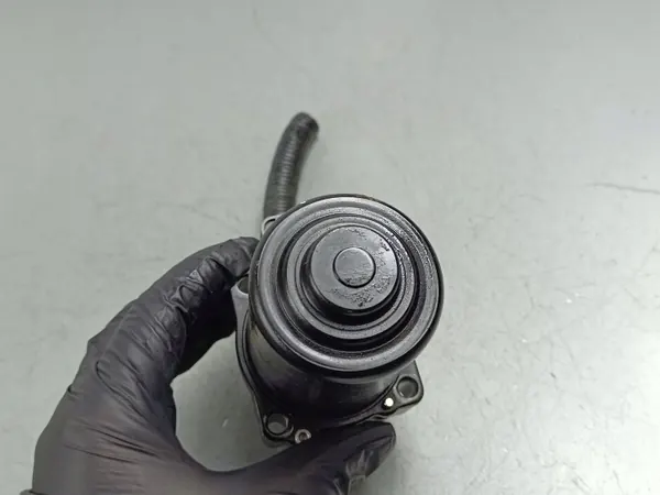 Moteur réducteur Genesis GV70 OEM 349310M010 image 4