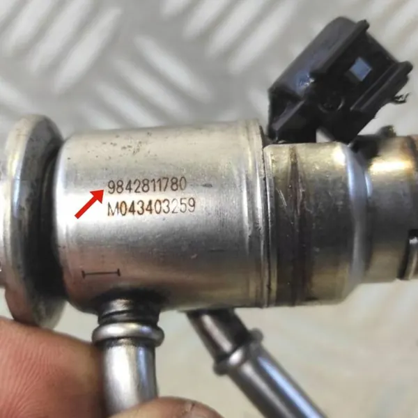 AdBlue-injector OEM 9842811780 voor Peugeot Citroen Opel image 4