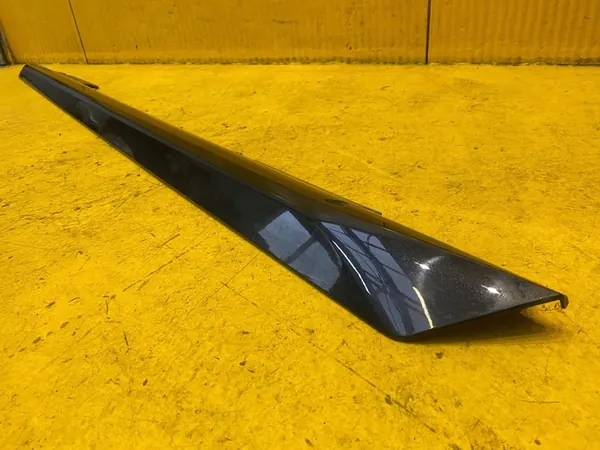 Skoda Fabia III HB Right Side Trim Monte Carlo 6V0853856 image 5