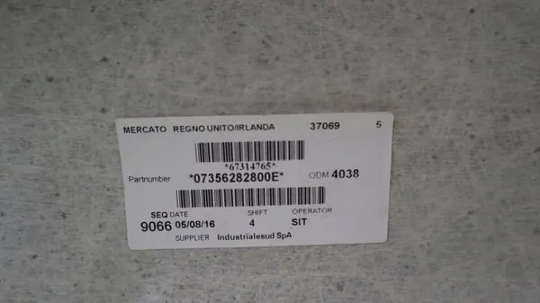 Techo Jeep Renegade OEM 7356282800 - Usado image 10