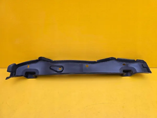 Lynk & Co 01 Oikea lokasuojus OEM 8888706400 image 2