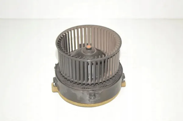 Motor de aquecimento BMW 5 (G30) 64116836881 image 2