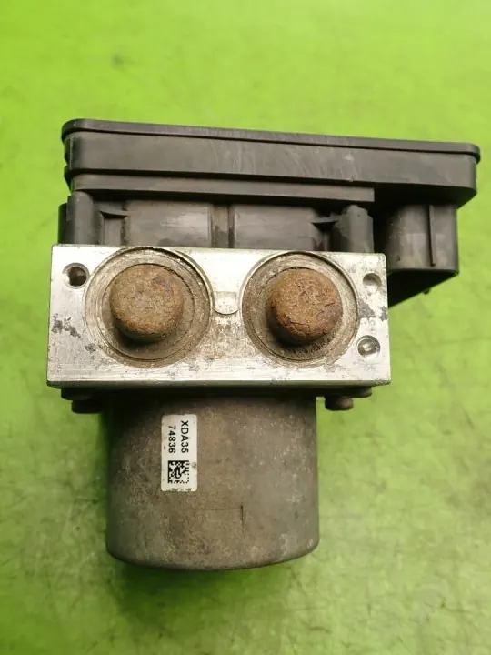 Volkswagen OE 1S0614517R Käytetty jarrupumppu image 6
