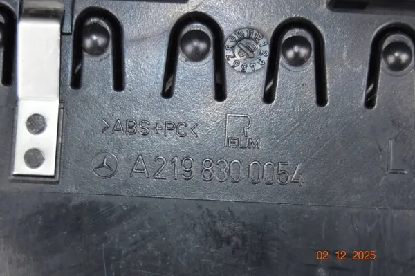 Keskikonsolin tuuletusritilä OEM A2198300054 image 10