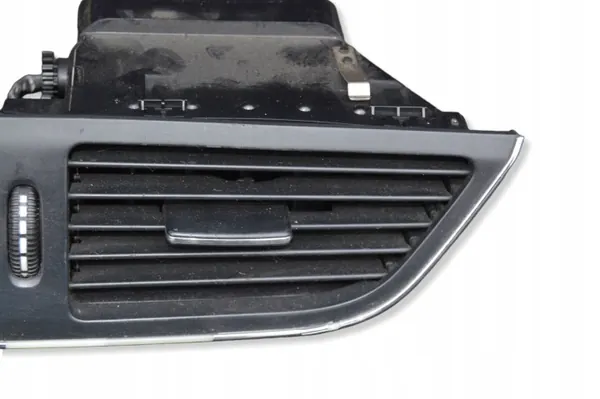 Keskikonsolin tuuletusritilä OEM A2198300054 image 4