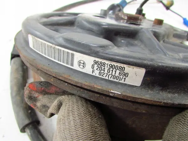 Tambour de frein PEUGEOT 208 droit arrière OEM 12-18r image 6