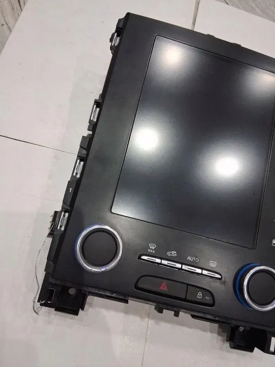 OEM 280909742R Anzeigebildschirm für Renault Megane IV image 3