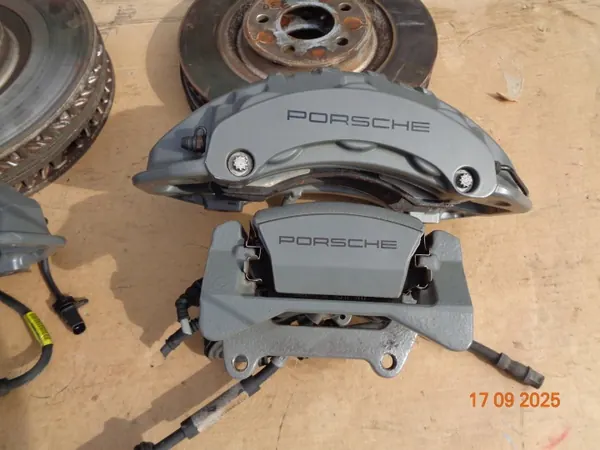Porsche Macan 95B615105CA Bremsscheiben & Bremszangen image 3