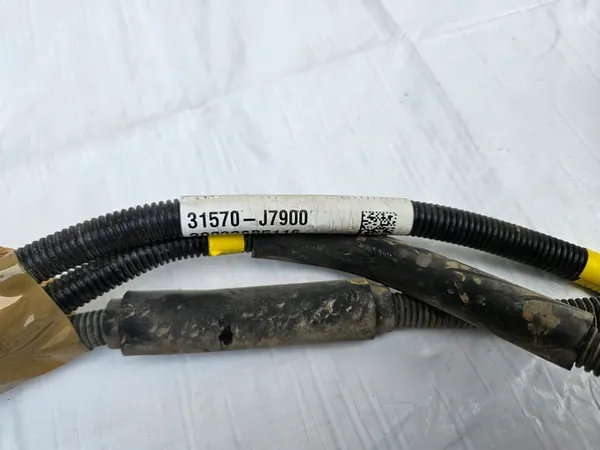 Hyundai OE 31570-J7900 Linha de Combustível image 2