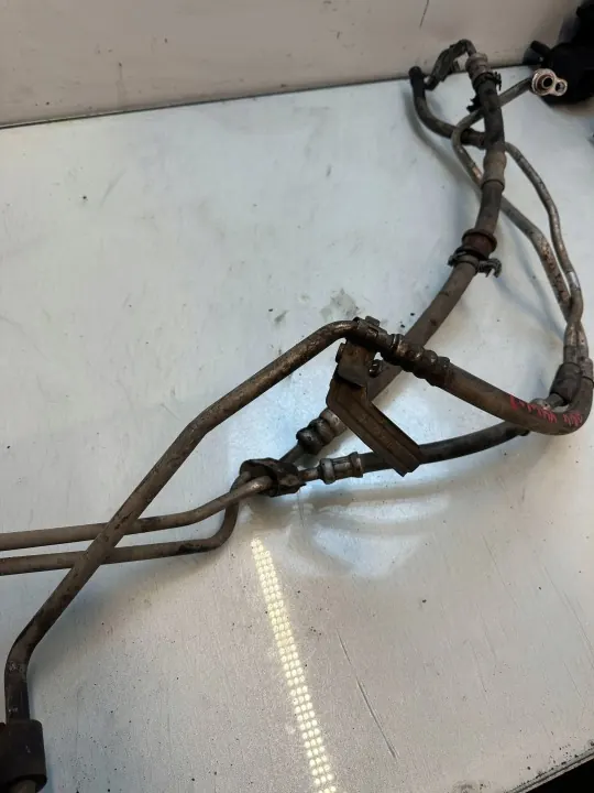 Ford servostyrningsslang OEM 352423 - Begagnad image 5